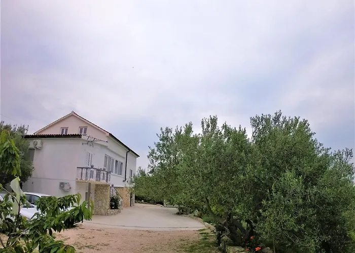 Apartman Tina Ražanac